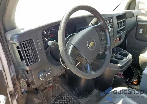 2015 Chevrolet Express G2500 z USA, uszkodzony, nr VIN 1GCWGFCF2F1175149